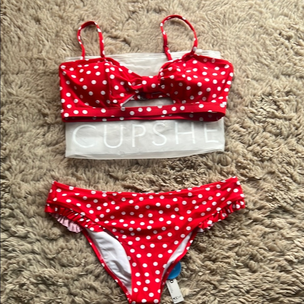 Cupshe Red and White Polka Dot Bikini 👙